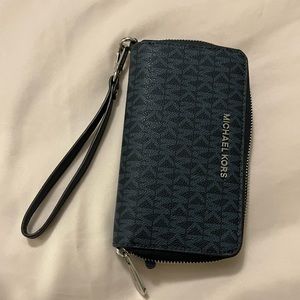 Michael Kors wristlet